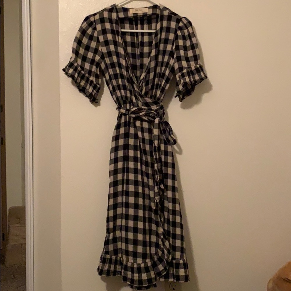 Anthropologie gingham ruffled wrap dress